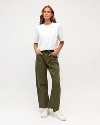 Faded Barrel Leg Jean