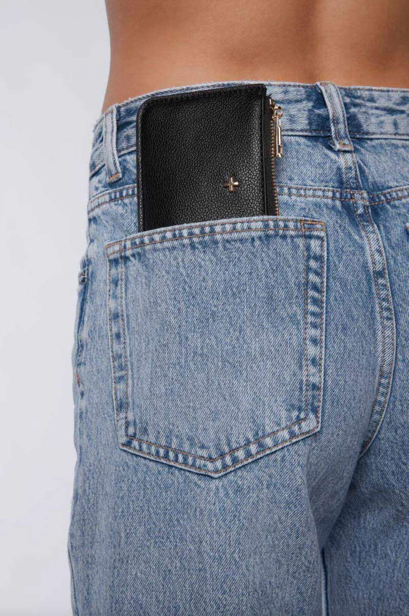 the fitz card holder by peta and jain is a modern vegan fashion accessory