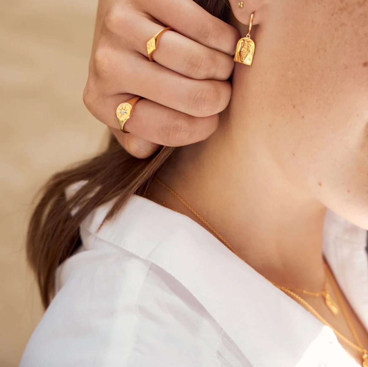 Gold Enchanted Light Signet Ring