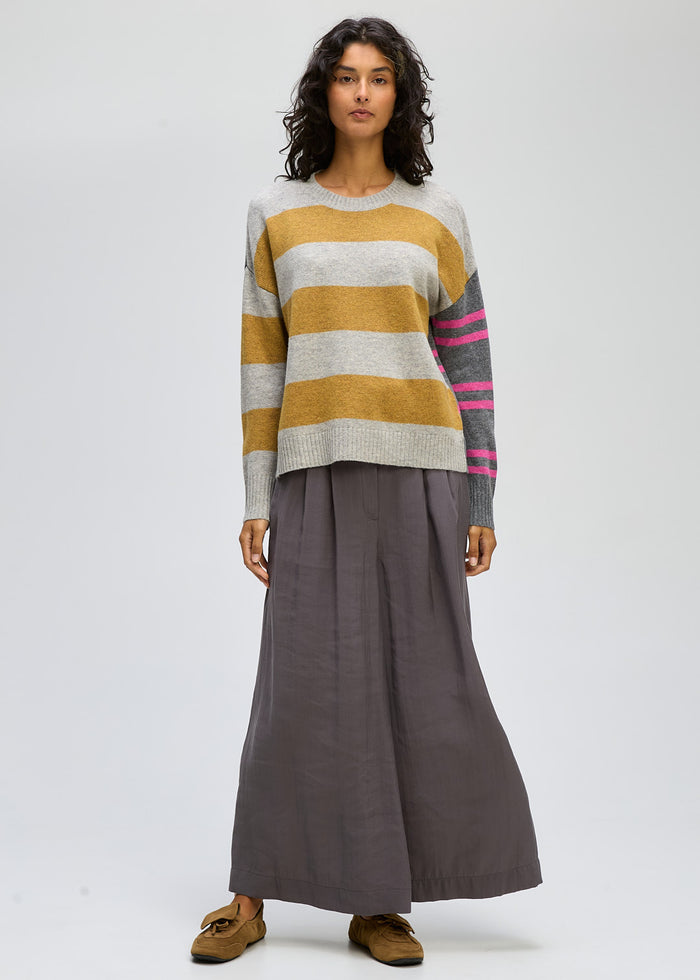 Groove Stripe Crew