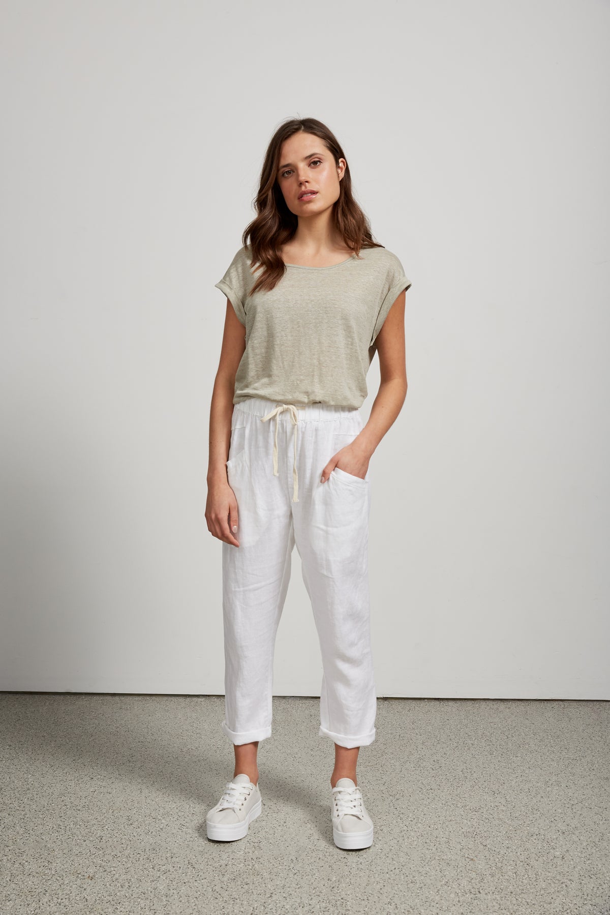 Little Lies linen luxe pants for wamen in white 