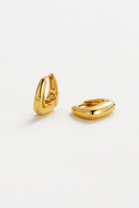Neve Huggie Earrings - Gold
