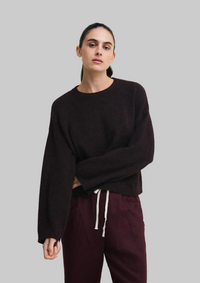 otto knit by little lies is a oversized super soft knitted sweater in chocolate