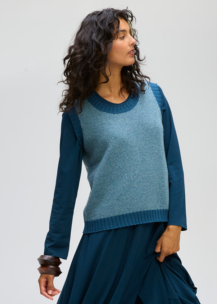 Pattern Knitted Vest