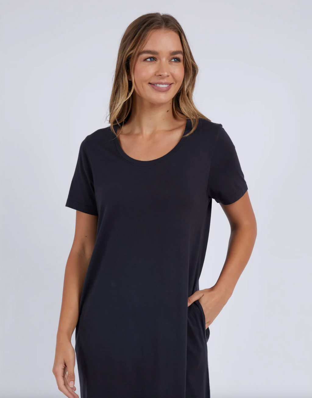 the rhythm dress by foxwood is a casual premium cotton everyday t-shirt dress in black