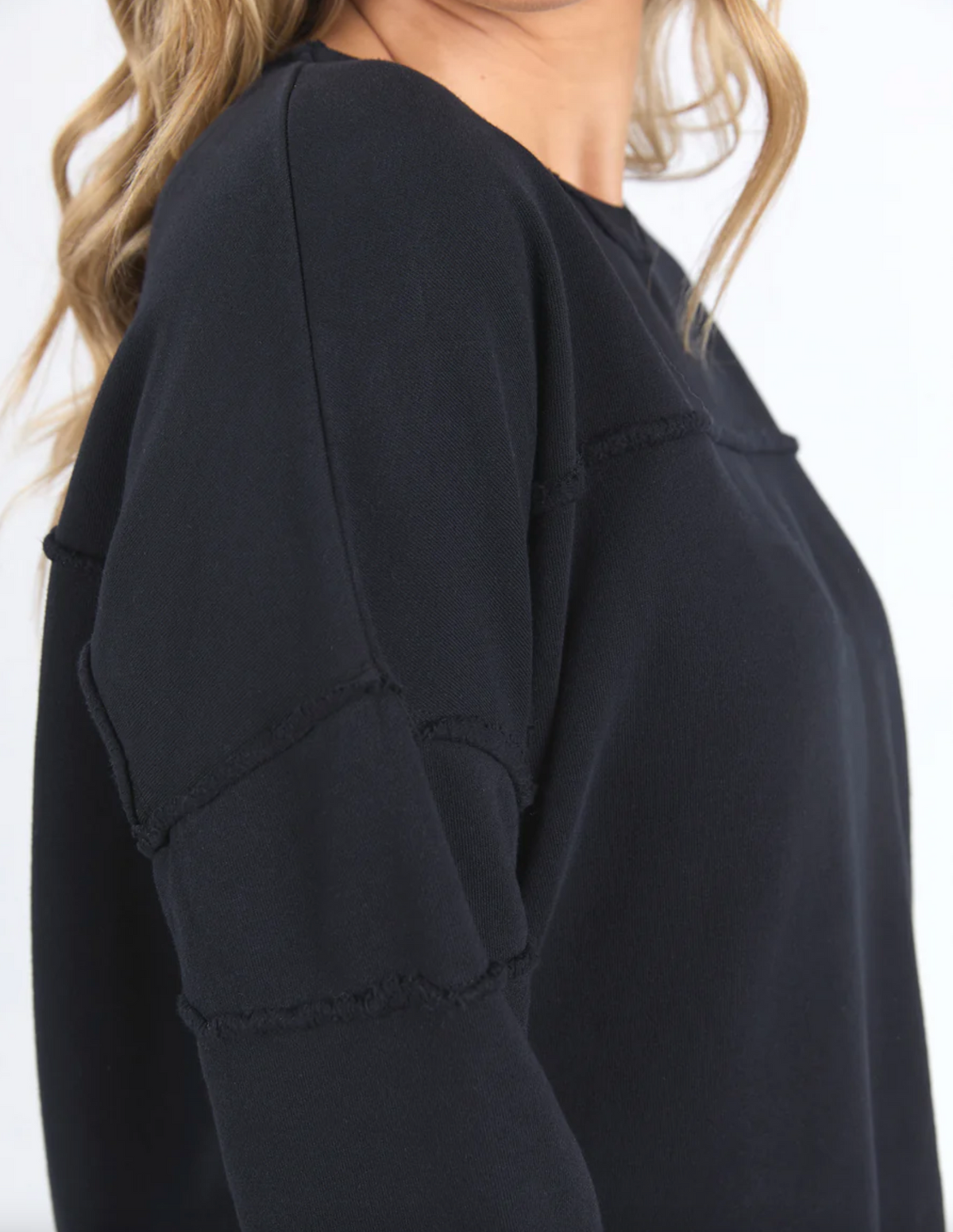 Jayne Throw On Fleece