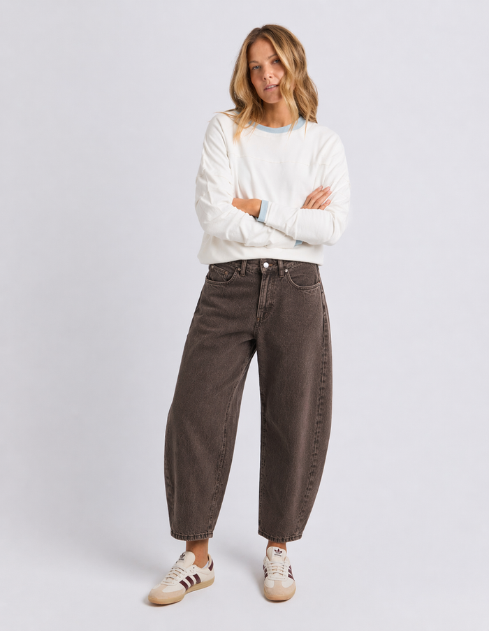 Atticus Barrel Jean - Chocolate