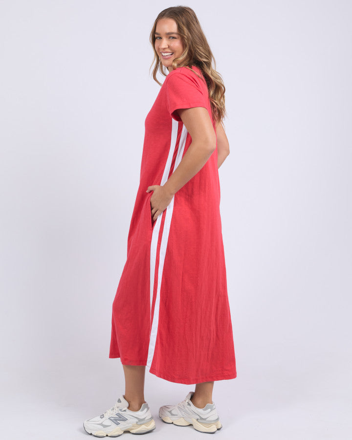 the recovery dress is a sporty casual dress by foxwood with a  v-neck a-line with pockets