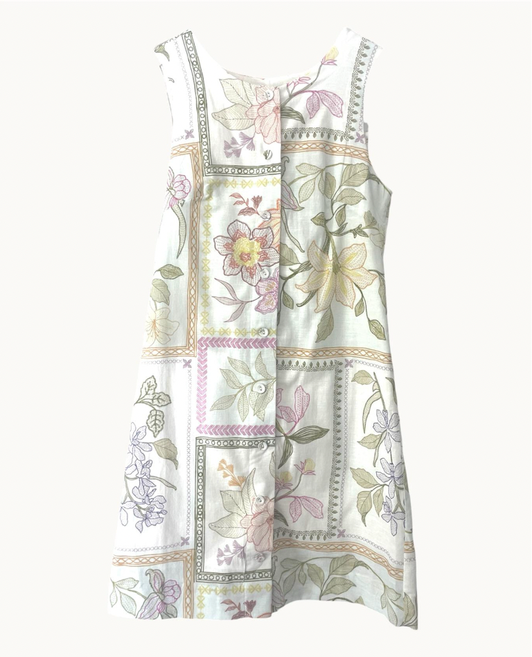 zoe dress by little lies is a linen floral sleveless button up dress